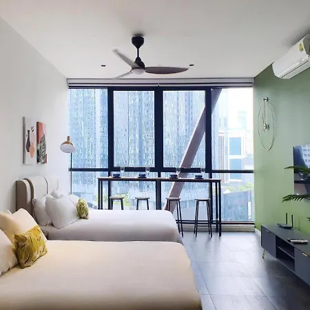 Scarletz Suites Klcc By Luxe Suites Kuala Lumpur Bagian luar foto