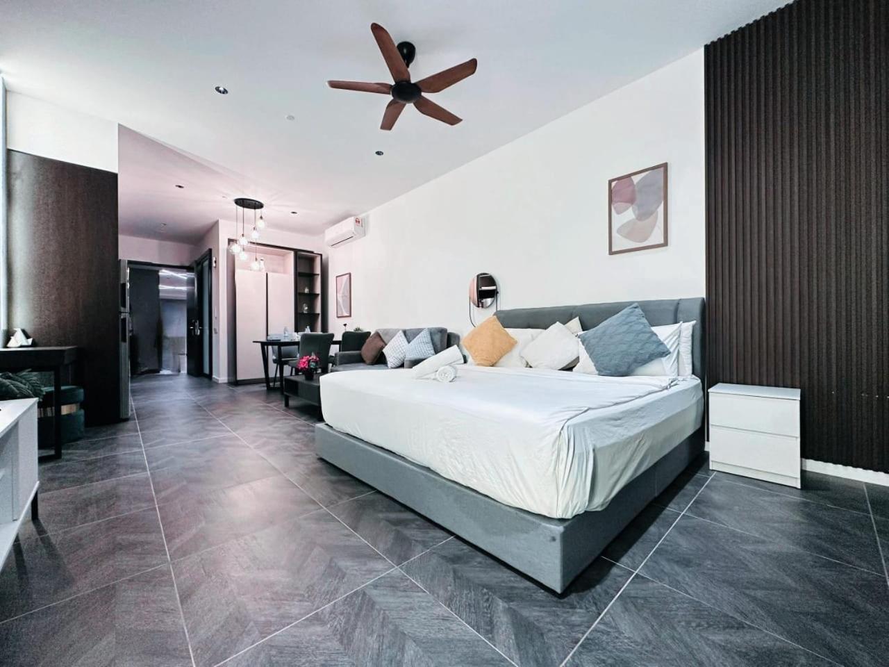 Scarletz Klcc By Luxe Apartment