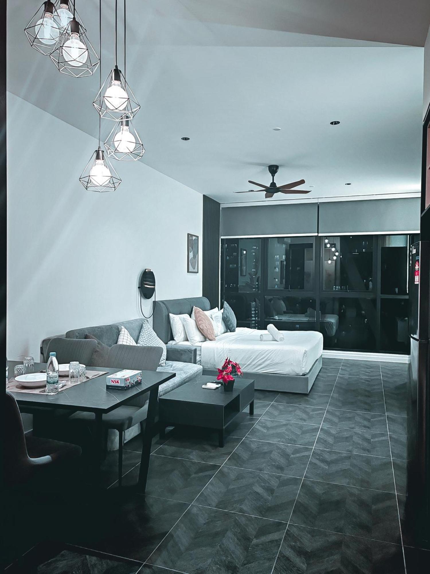 Scarletz Klcc By Luxe Apartment *